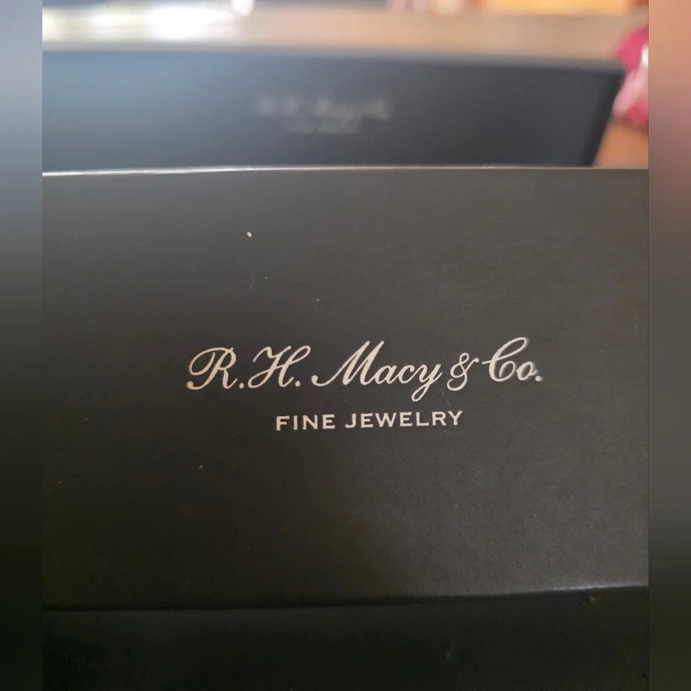 R.H. Macy & Co 18K PL S.S Cuban Link